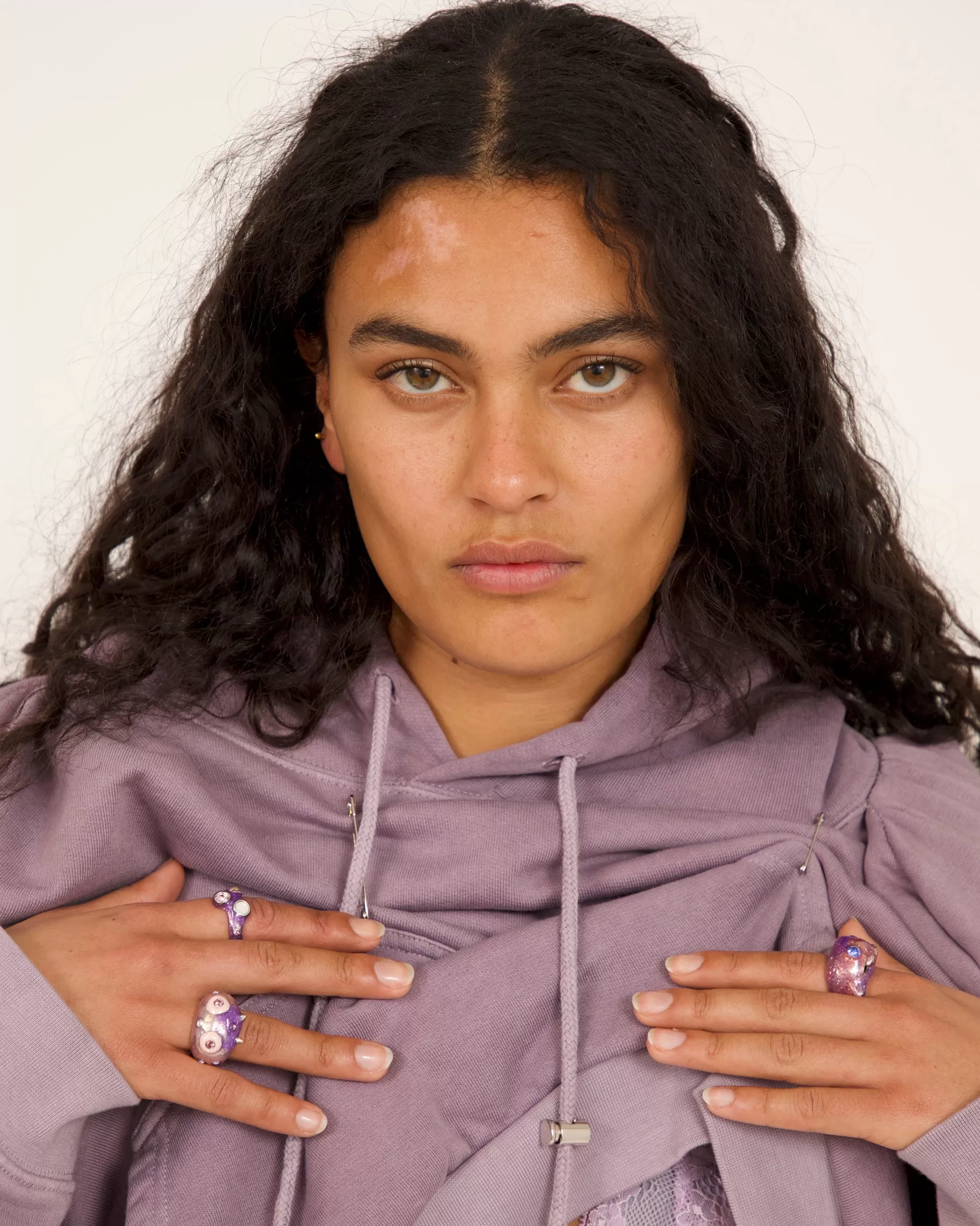 Collina Strada - Bague Bébé Rhinocéros Lilas à Effet Métal - Prix Doux